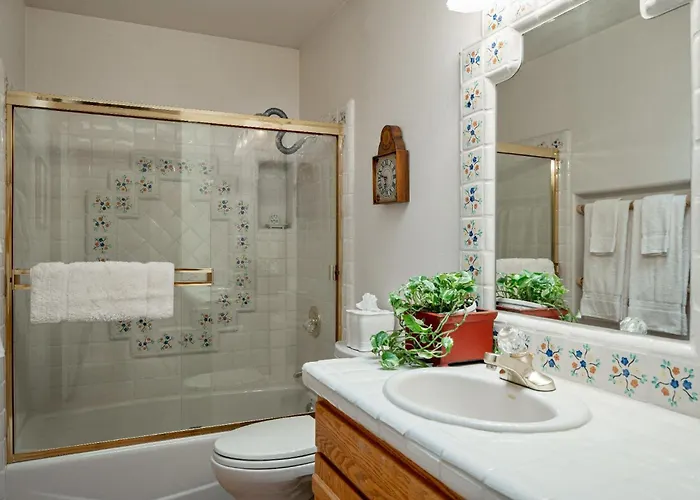 Tropiz Del Norte - Historic Red Rock Estate Withpool Holiday home *