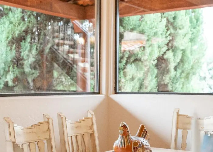 Tropiz Del Norte - Historic Red Rock Estate Withpool Holiday home *