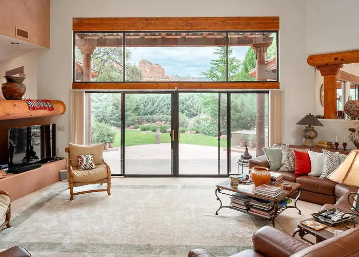 Tropiz Del Norte - Historic Red Rock Estate Withpool