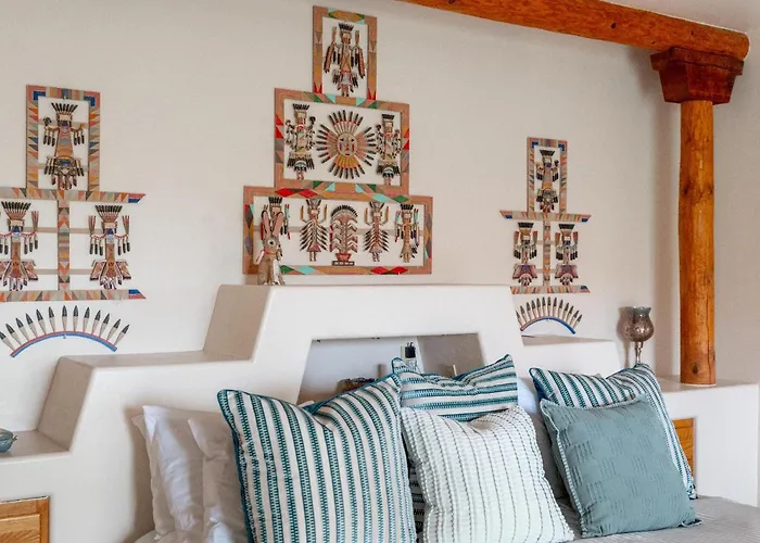 Tropiz Del Norte - Historic Red Rock Estate Withpool *